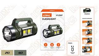 LANTERNA LED • Bulbo: LED + COB • Material: ABS • Painel solar: 3W • Dimensão: 18 x 8 x 11cm • Capacidade da bateria: 1600mAh • Corrente de entrada: 5V - 2A • Tempo de carregamento: até 2 horas • Tempo de descarregamento: 3-5horas • Carregamento via USB • Distância de iluminação: 200~-500M LE8347